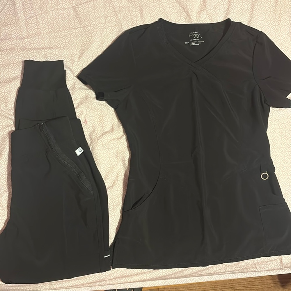 Cherokee Infinity Set - image 1